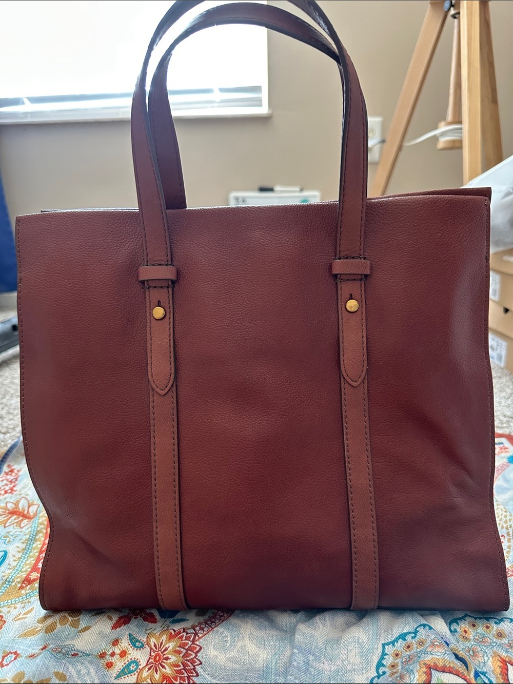 Fossil Chestnut Brown Leather Tote with Gold Logo - Picture 5 of 12